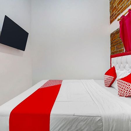 Super Oyo 91173 Guesthouse King Puntodewo Pakualaman Zewnętrze zdjęcie